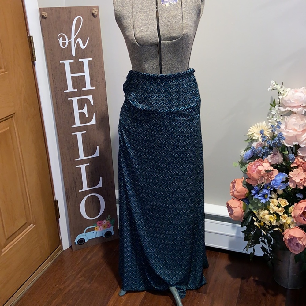 REDUCED ๐ค LulaRoe size S Maxi - Picture 3 of 9